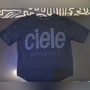 Ciele Athletics Women's Black Short Sleeve Tee